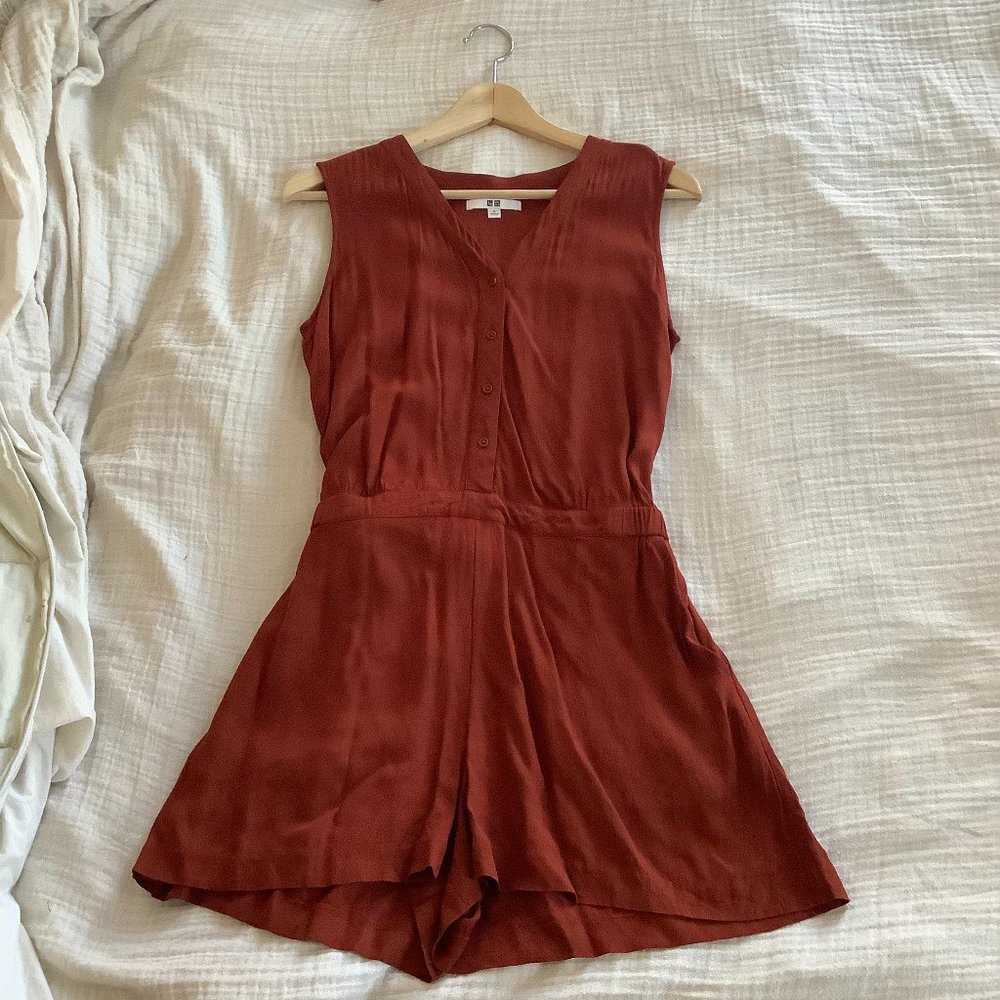 Uniqlo Sleeveless Button Up Romper w/ Pockets S